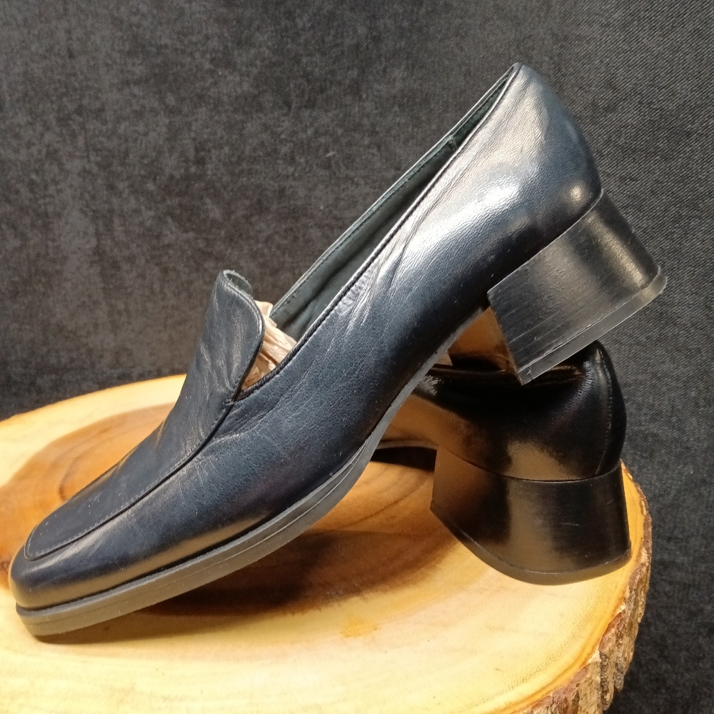 Nickels Women's Loafers Shoes